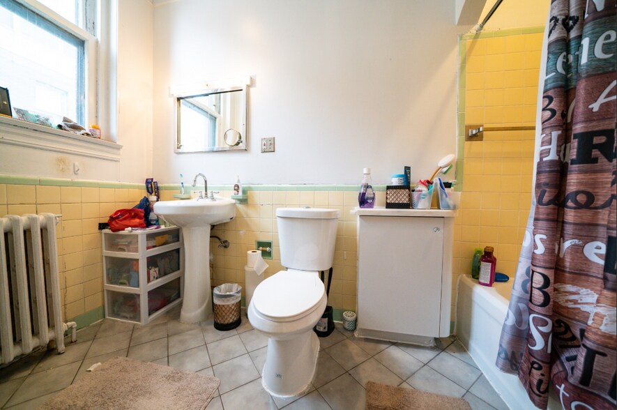 Building Photo - 52 Fenway