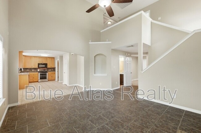 Building Photo - 601 Steerman Ct