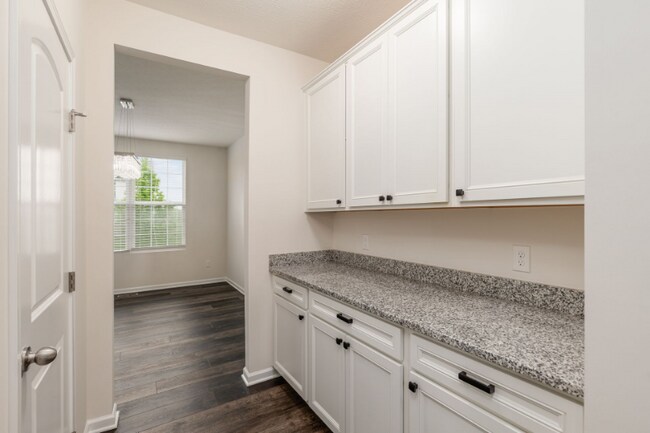 Building Photo - 6578 Rocky Frk Dr