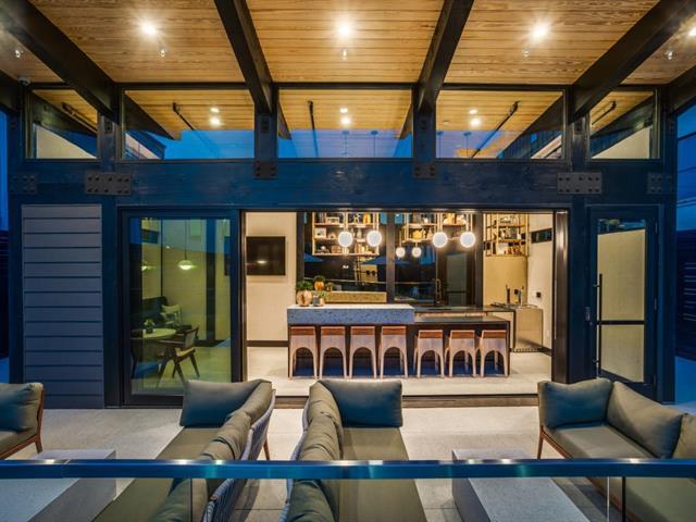 Building Photo - 5609 Live Oak St