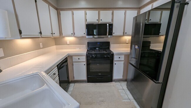 Building Photo - 7909 E QUINN DR ANAHEIM, 92808  (3 BED / 2...