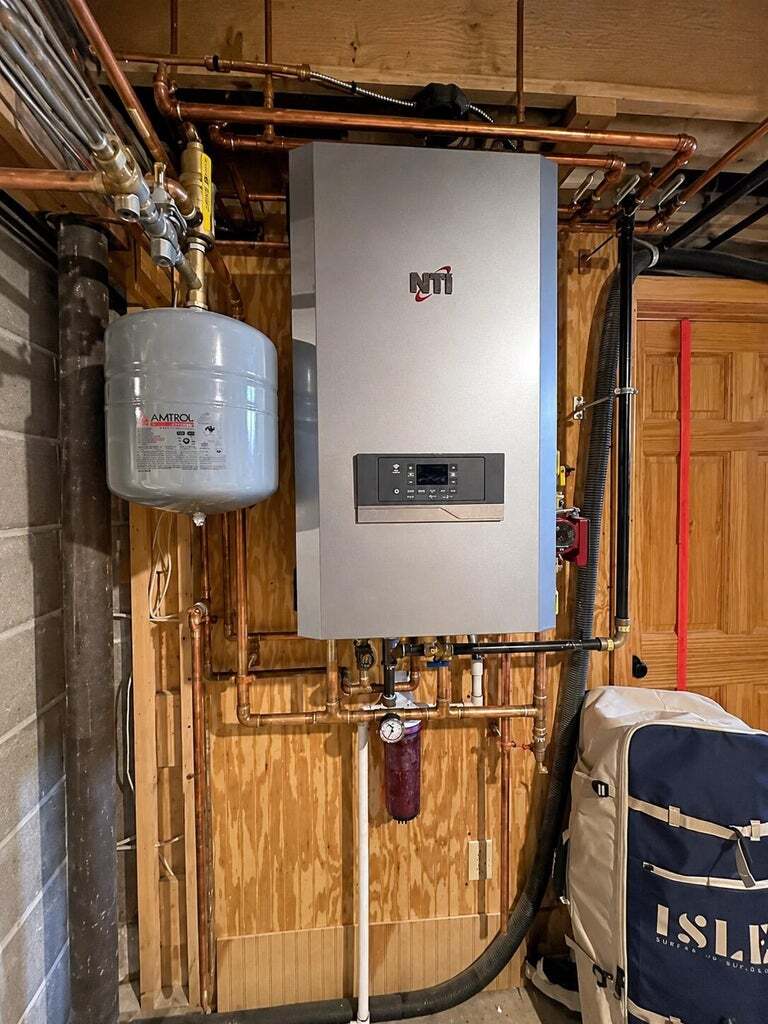 Utility Closet - 5 Horseshoe Ln