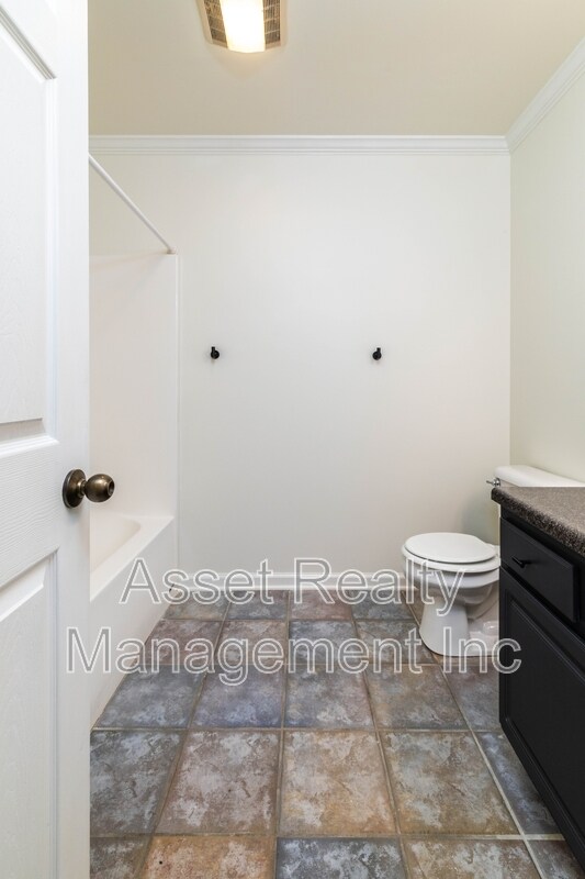 Building Photo - 1315 Lucy Way