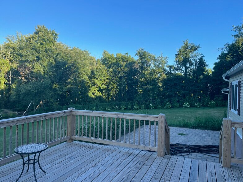Building Photo - 5 Imperato Ct