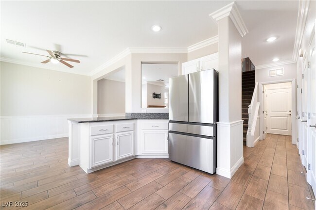 Building Photo - 9986 Panguitch Lake Ct