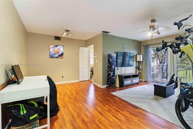 Building Photo - 1250 SW 113th Terrace