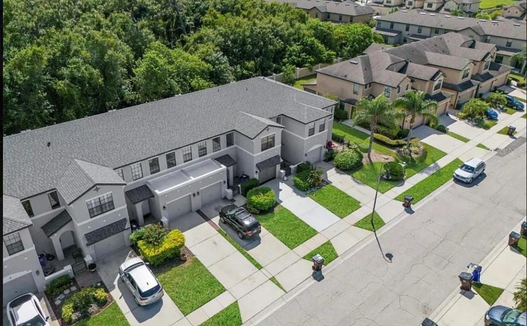 Building Photo - 2492 Seven Oaks Dr