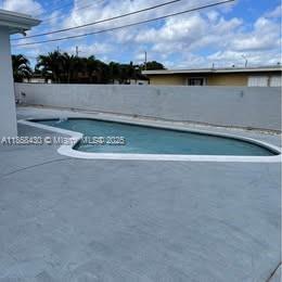 Building Photo - 10521 SW 51st St
