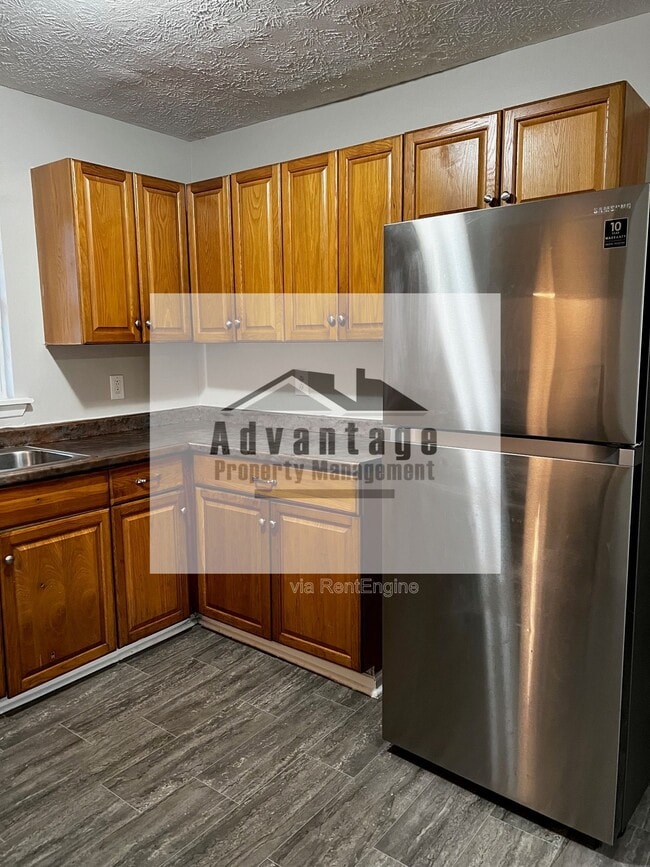 Building Photo - 5895 Jonesboro Rd