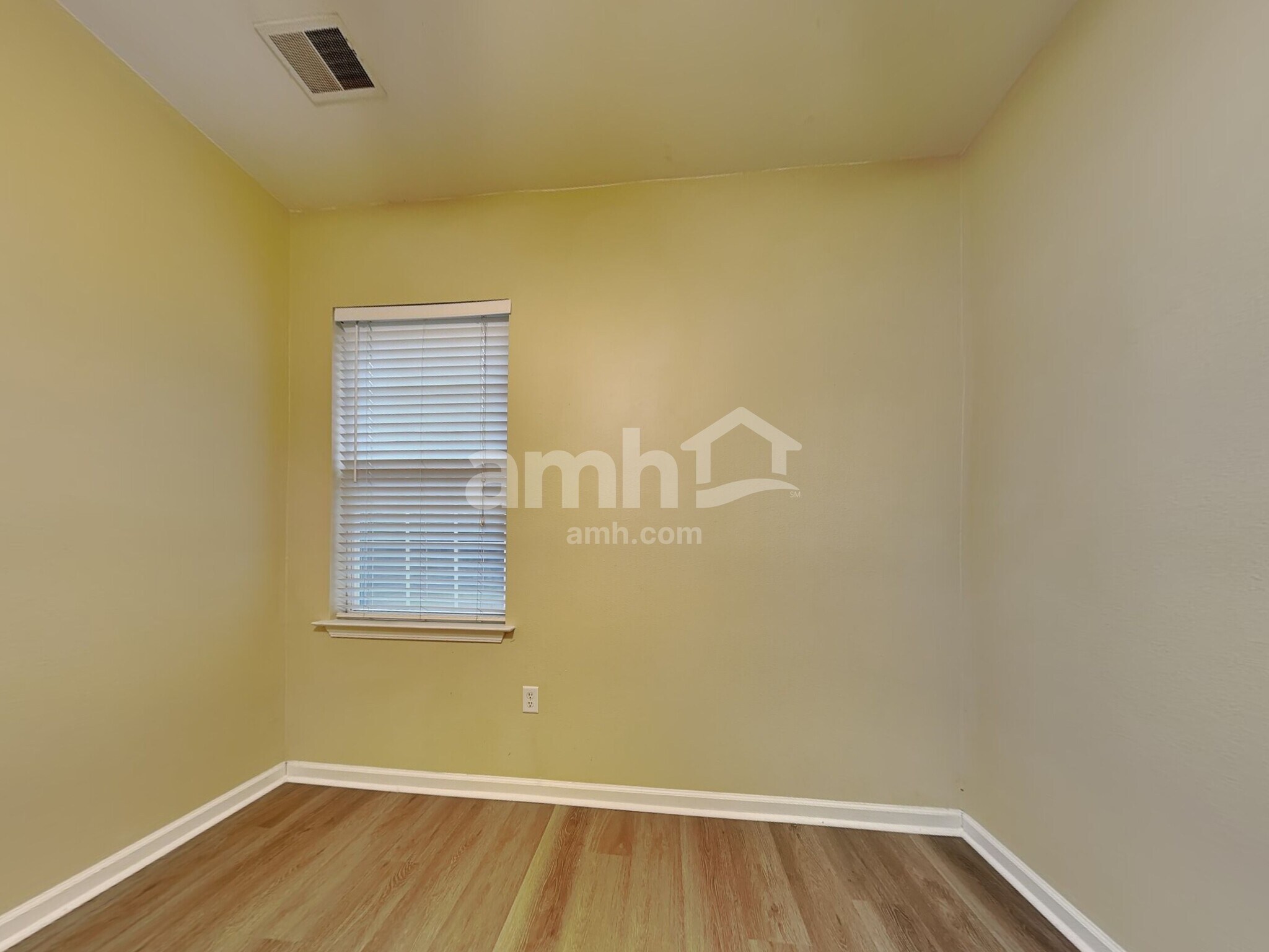 Building Photo - 201 Antigua Pl