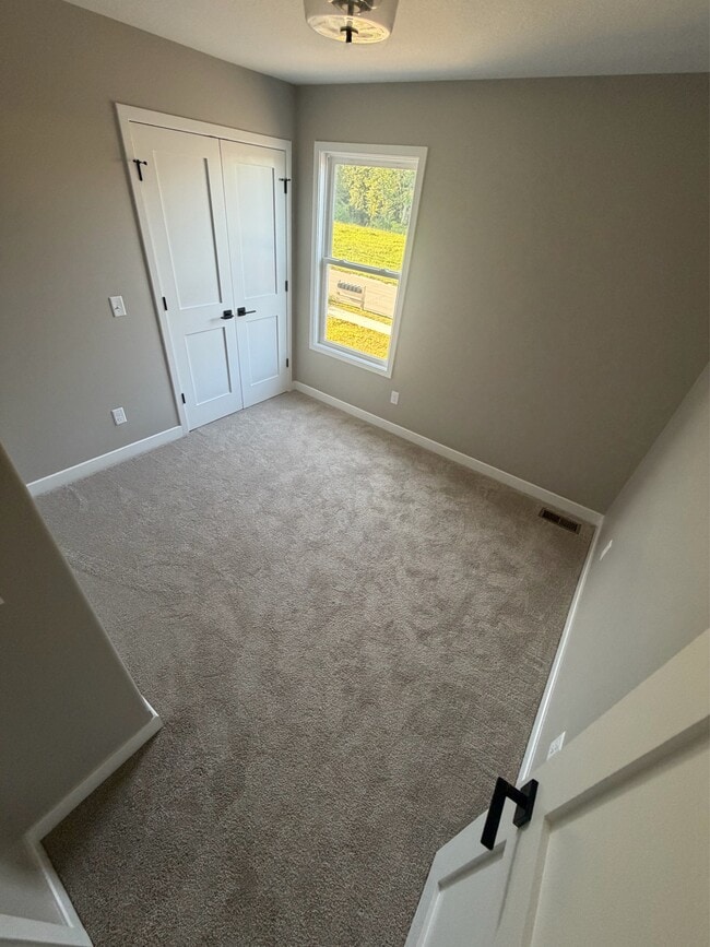 Building Photo - 1216 Switchfoot Dr