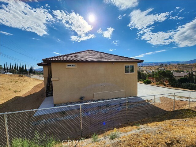 Building Photo - 8411 Buckthorn Ave