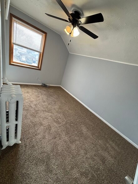 Room3 - 620 8th Ave S