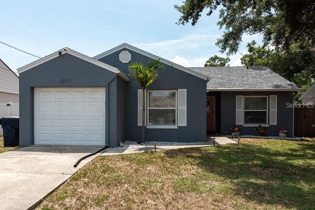 Building Photo - 6817 S Gabrielle St