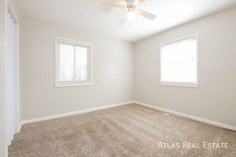 Building Photo - 1710 Hoffman Way