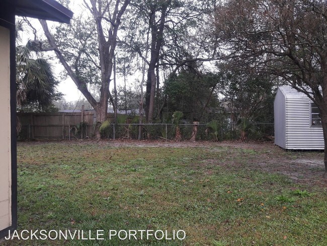 Building Photo - 6739 Daughtry Blvd S