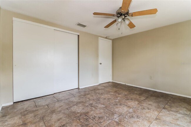 Building Photo - 9636 Mark Twain Ln