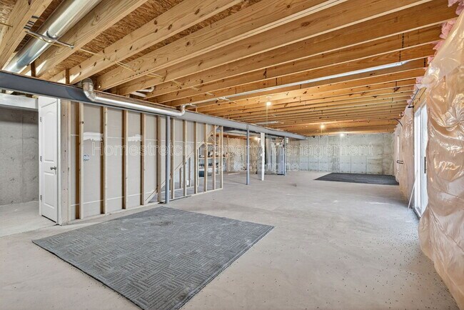 Building Photo - 401 Falcons Prey