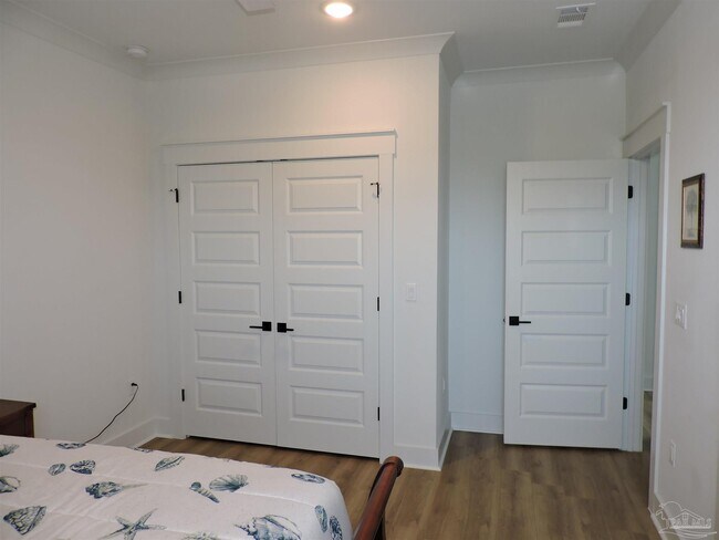 Building Photo - 13833 Red Drum Ct