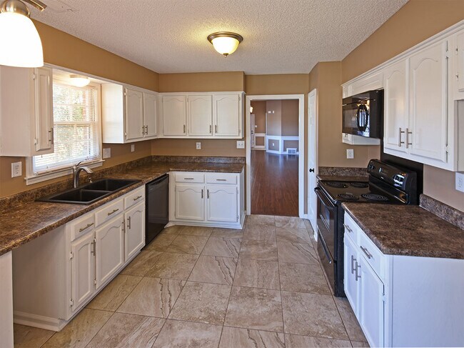 Building Photo - 8096 Ballarat Cove