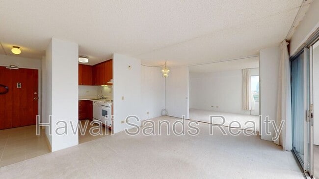Building Photo - 710 Lunalilo St