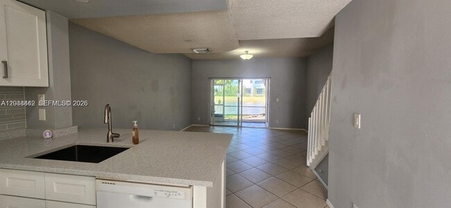 Building Photo - 211 Mallory Ct