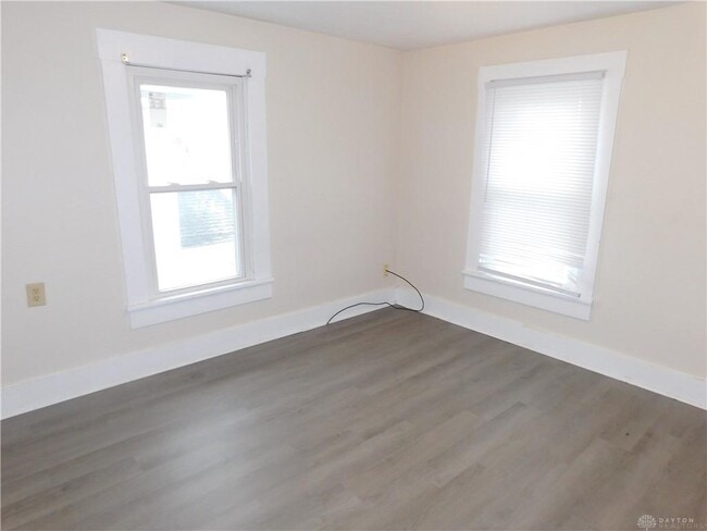 Building Photo - 368 Raffensperger Ave