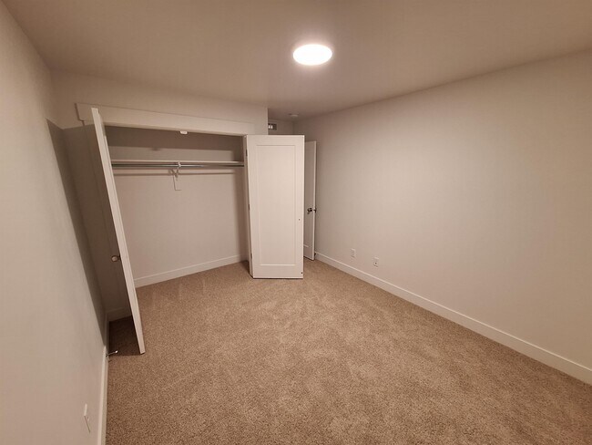 Building Photo - 5116 Rustic Patch Rd