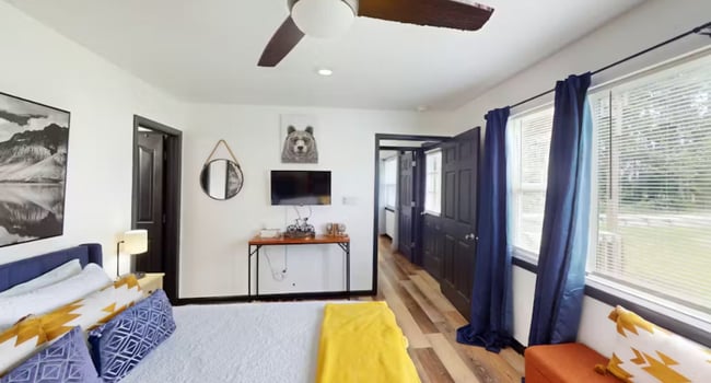 Building Photo - 112 McCurry Terrace
