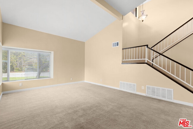 Building Photo - 26952 Garret Dr