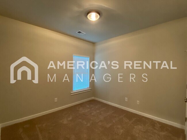 Building Photo - DEPOSIT PENDING! Home for Rent in Clanton, AL!!! COMING SOON! Deposit Pending!!