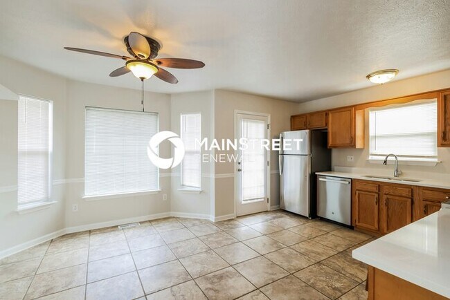 Building Photo - 3 Bedroom Pet-Friendly Home in SHEPHERDSVI...