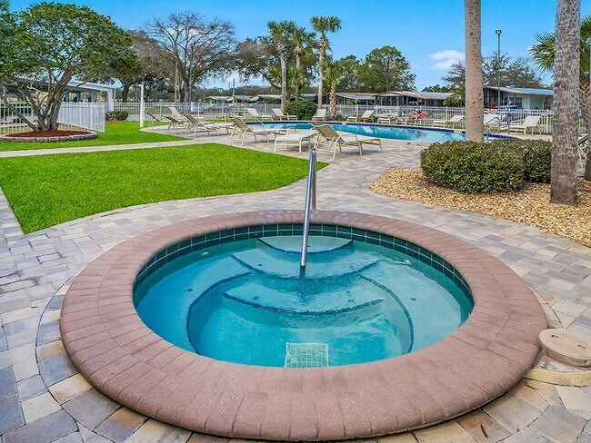 Building Photo - 41094 Roselle Lp