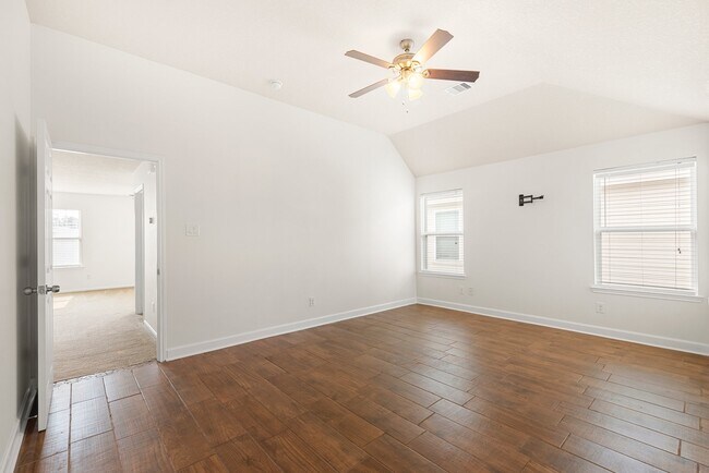 Building Photo - 4818 Fair Oak Dale Ln