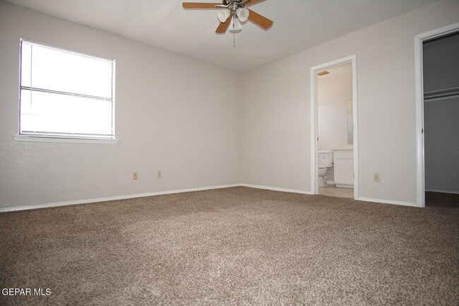 Building Photo - 1587 Bengal Dr