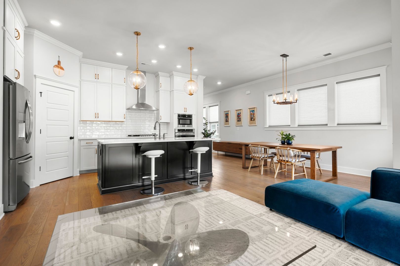 Building Photo - 2506 Lola Ave