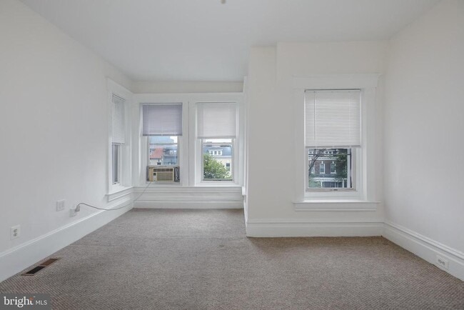 Building Photo - 3002 13th St NW
