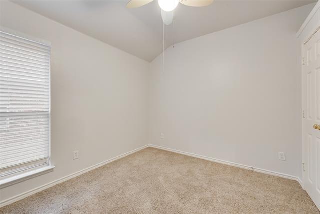 Building Photo - 2760 Beacon Hill Dr