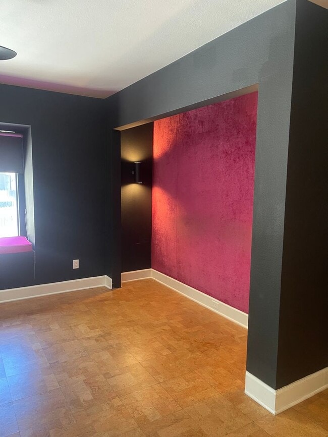 Building Photo - Hollywood Luxury 2 Bed Condo!