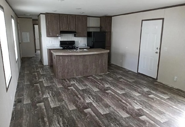 Building Photo - 209 Birch Ln