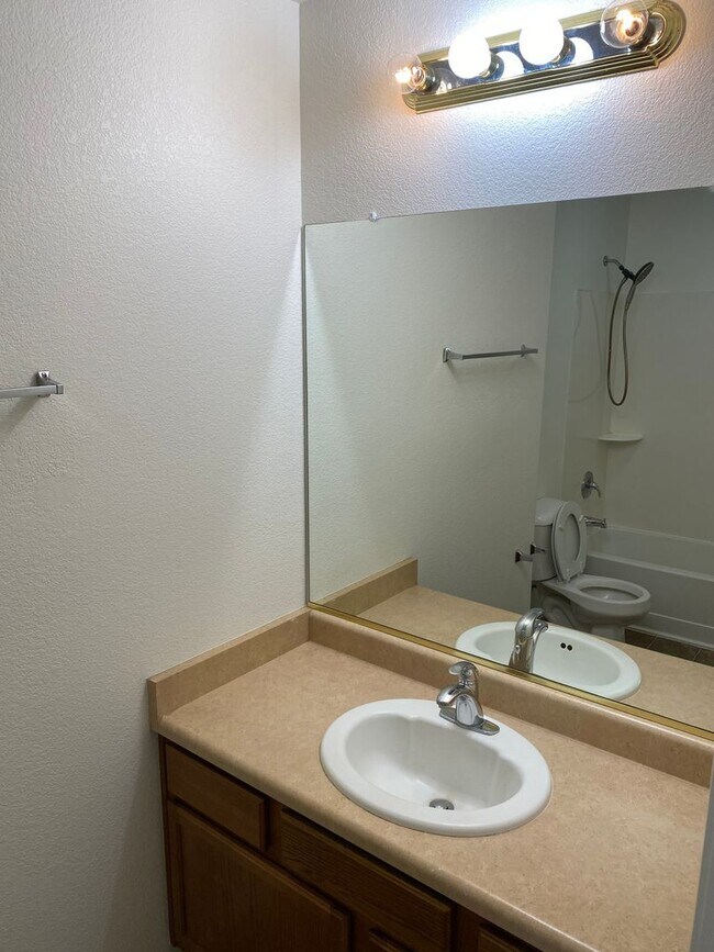 Building Photo - 4150 E Azurite Rd