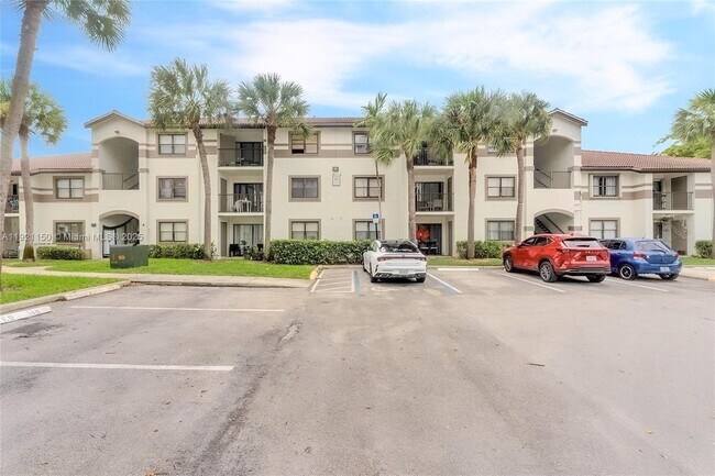 Building Photo - 630 S Park Rd