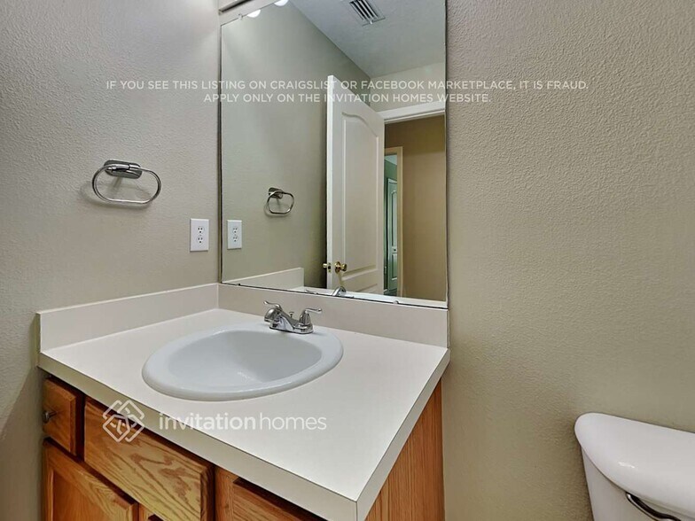 Building Photo - 25202 Lexington Oaks Blvd