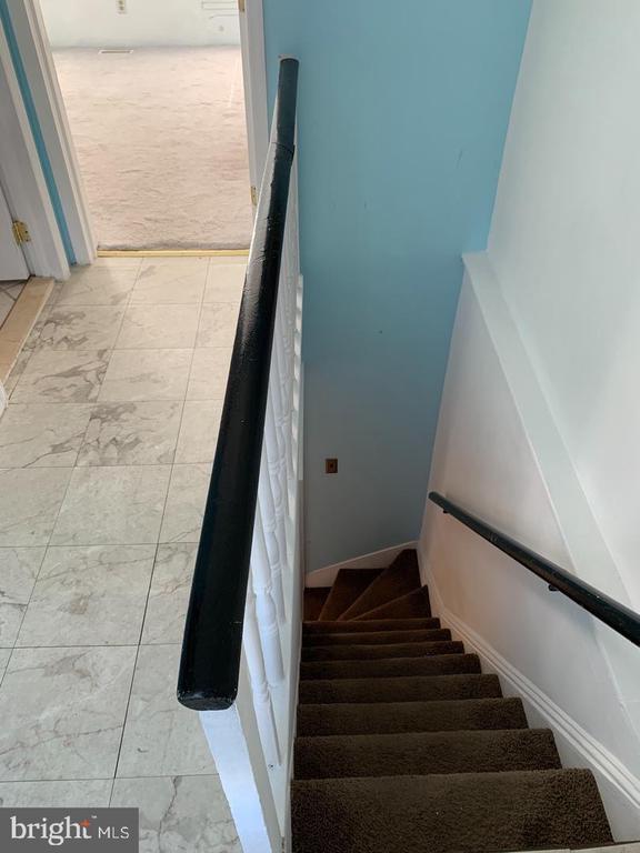 Building Photo - 107 N 6th St