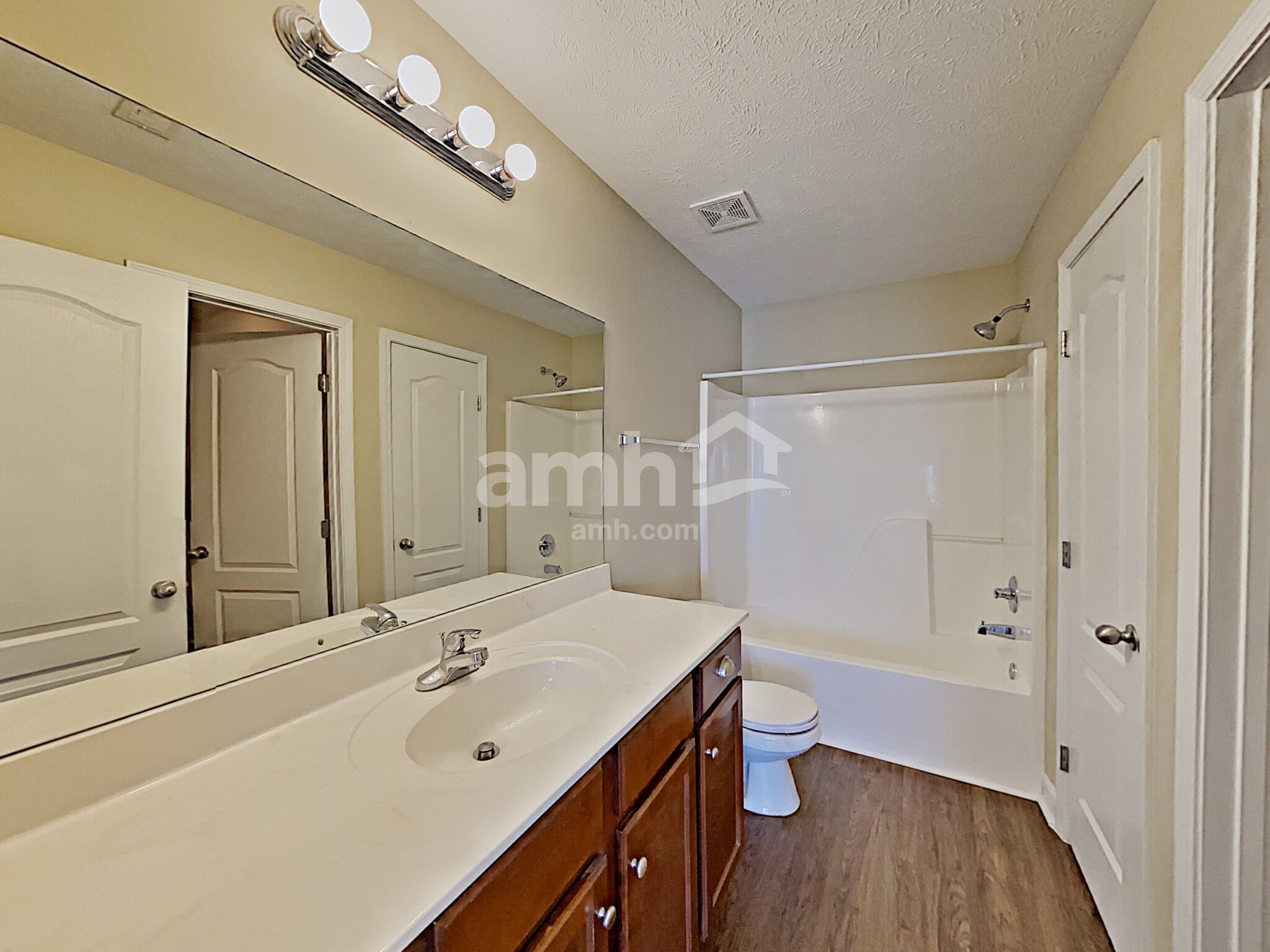 Building Photo - 2057 Sparco Cir