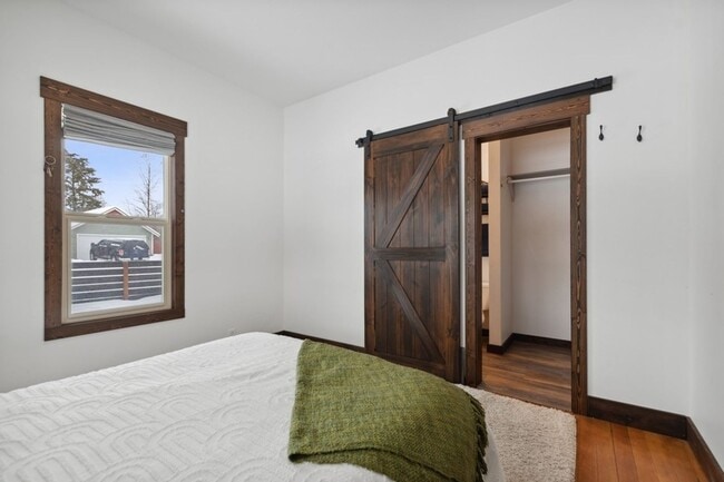 Building Photo - Beautiful Air Home Whitefish