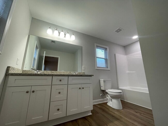 Building Photo - NEW CONSTRUCTION! Available August 2026!