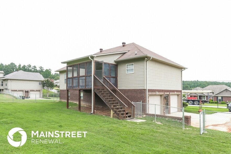 Building Photo - 725 Starlite Dr