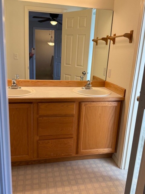 Building Photo - 61369 Elkhorn St