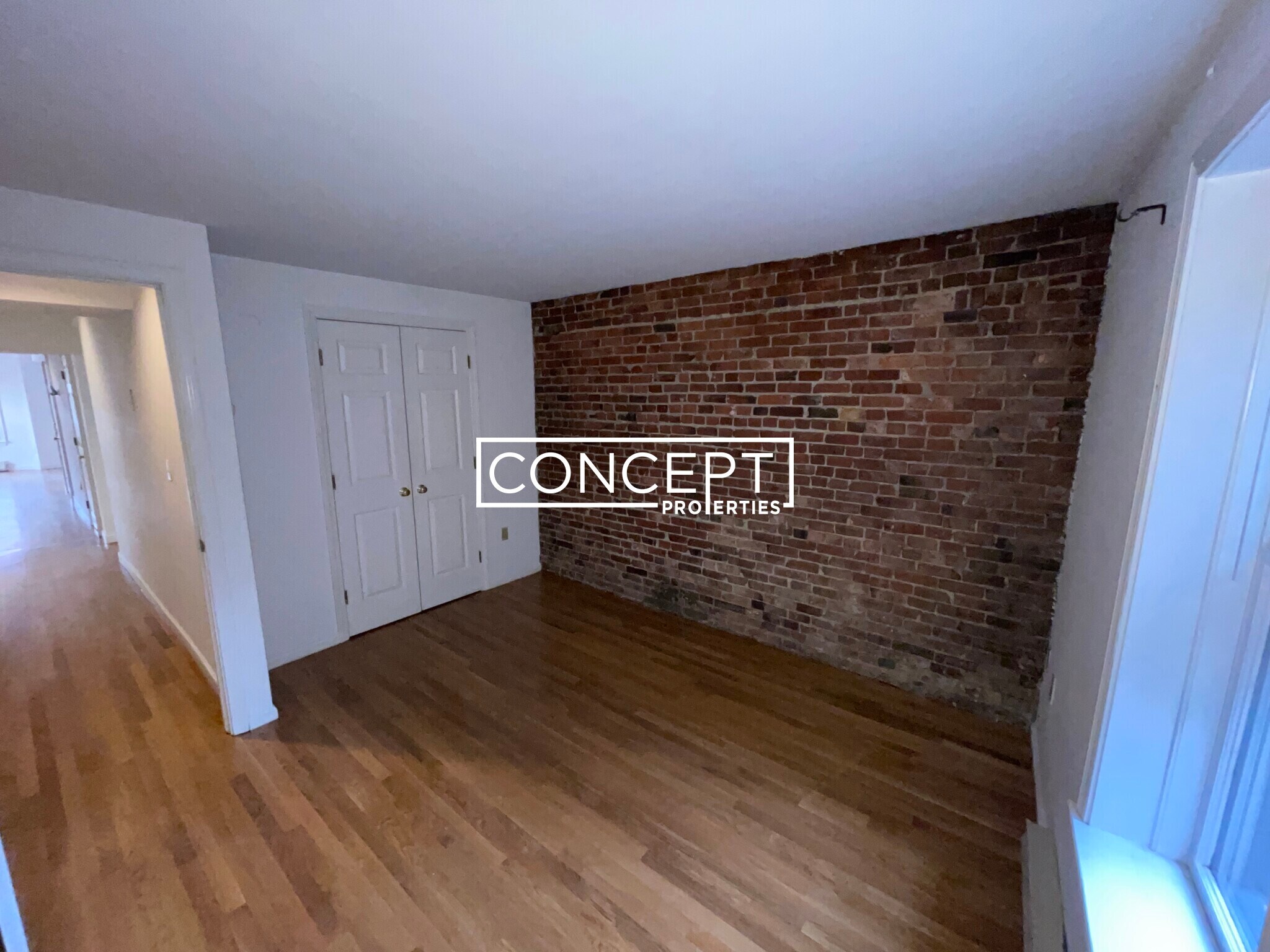 Building Photo - 1742 Washington St